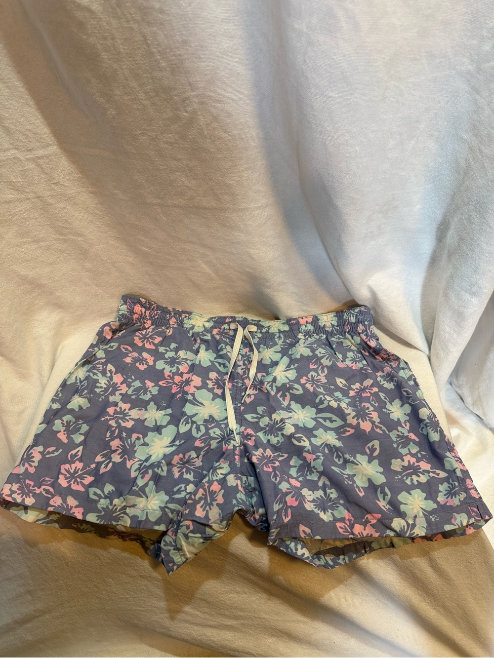 Men’s medium chubbies
